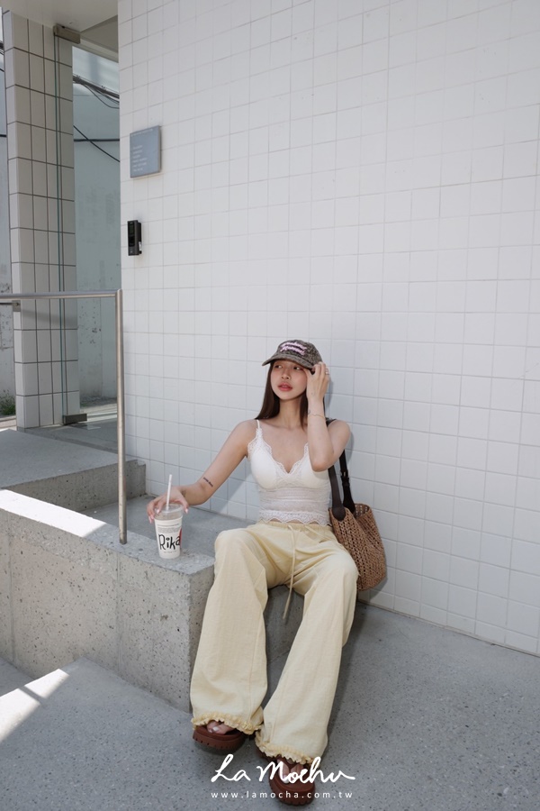 荷葉滾邊抽繩棉麻褲(闆娘.花花清單)
